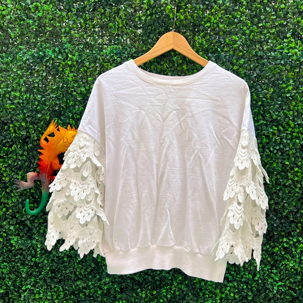 Want to stand out from the crowd? This unique top is for you!